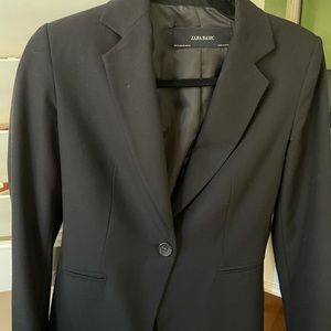 black zara blazer